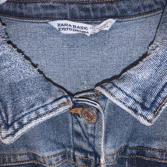 Zara Denim Jacket (Size M) - Picture 3 of 5